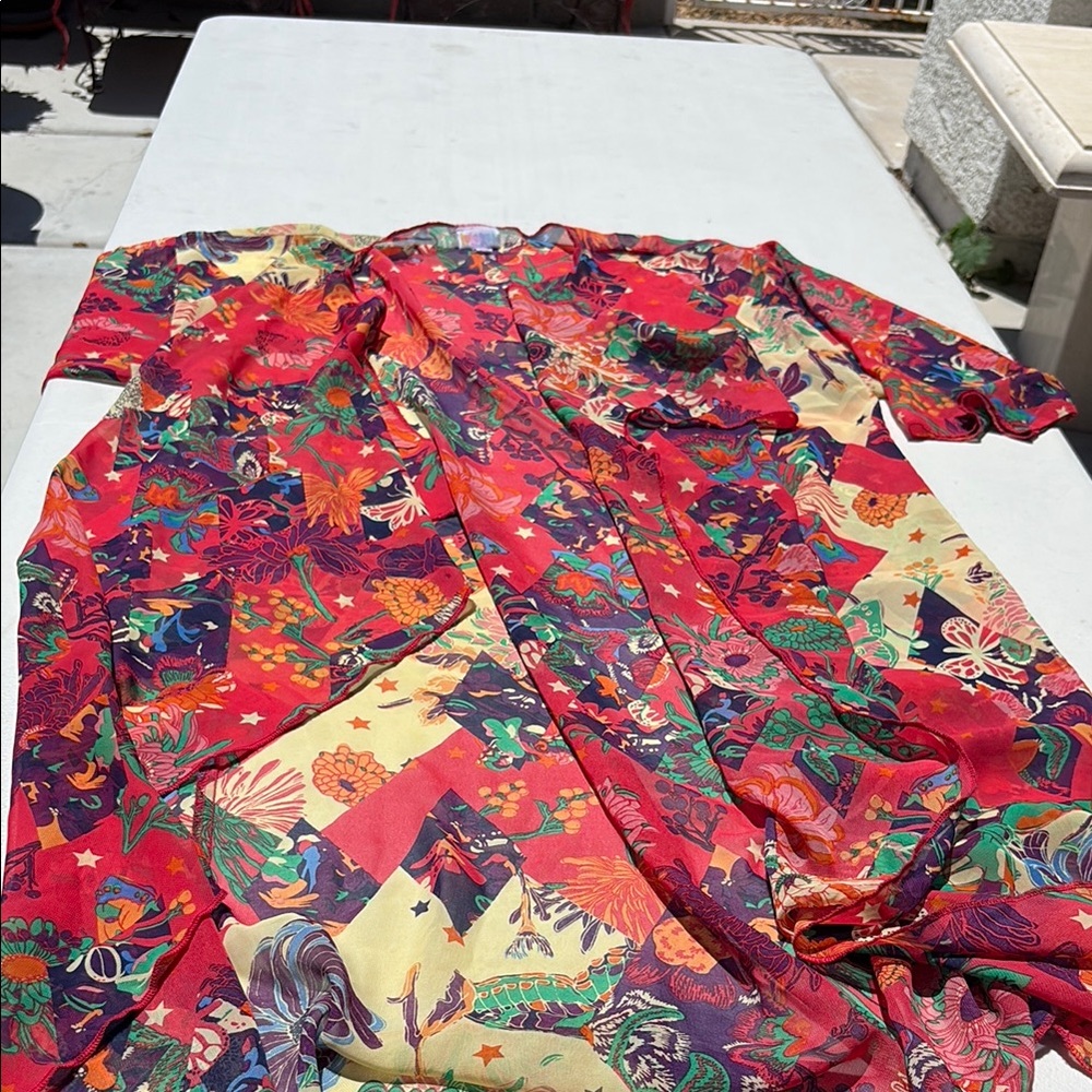 LuLaRoe Colorful Patterned Wrap